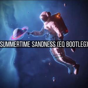 把鸡巴塞入小穴里操起来
